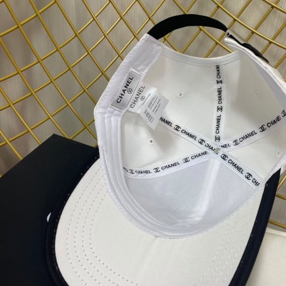 ๐โจAUTHENTICโจ๐CHANEL hat - Picture 6 of 8